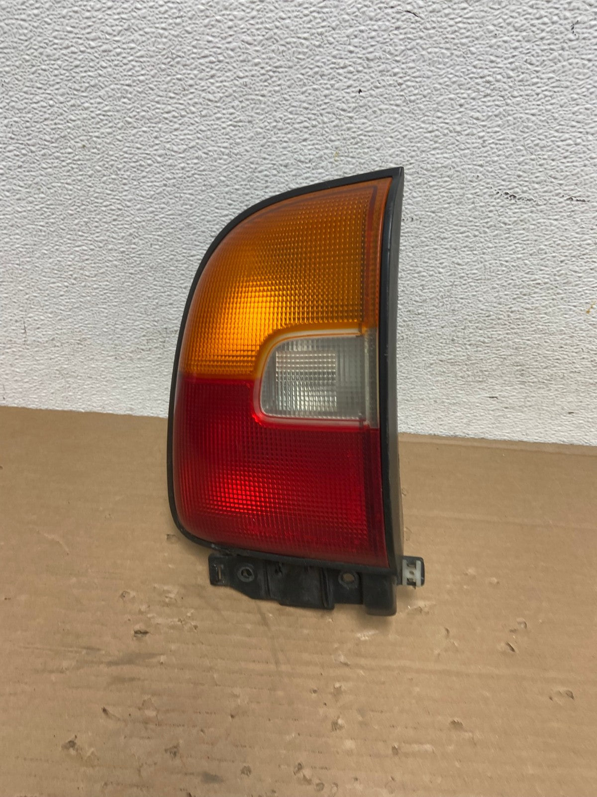 1996 - 1997 Toyota Rav4 Left Driver LH Side Tail Light AD4225 LK0