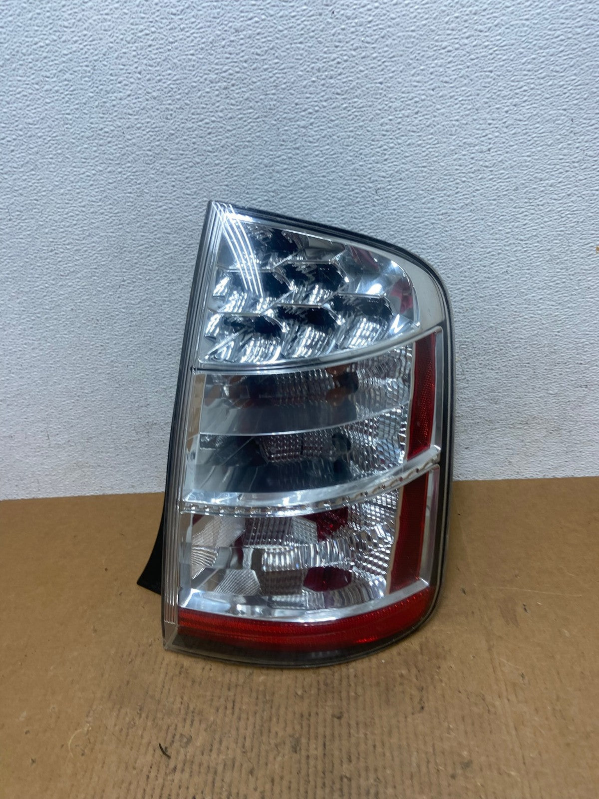 2006 to 2009 Toyota Prius Tail Light Right Passenger Side AE0430 LK0
