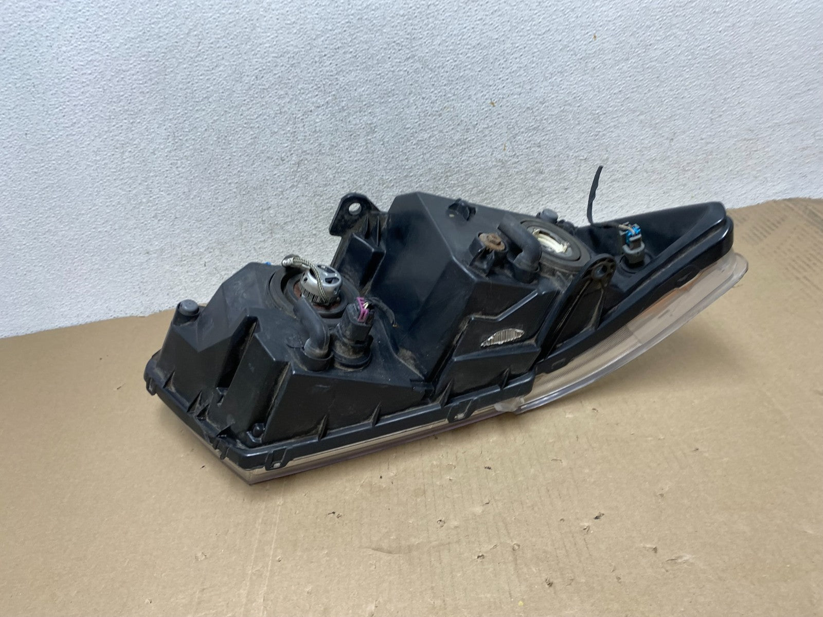 2009 to 2017 Dodge Journey Headlight Left Driver Lh Side Halogen AG6850 DW5