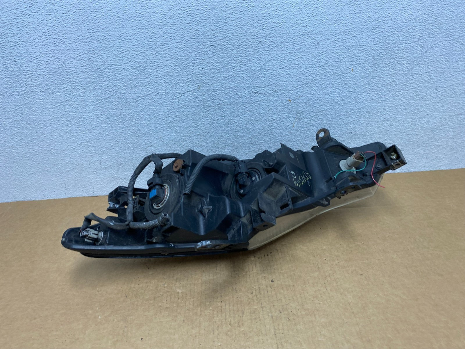 2011 to 2014 Nissan Murano Headlight Right Passenger Rh Halogen AD4564 DW6