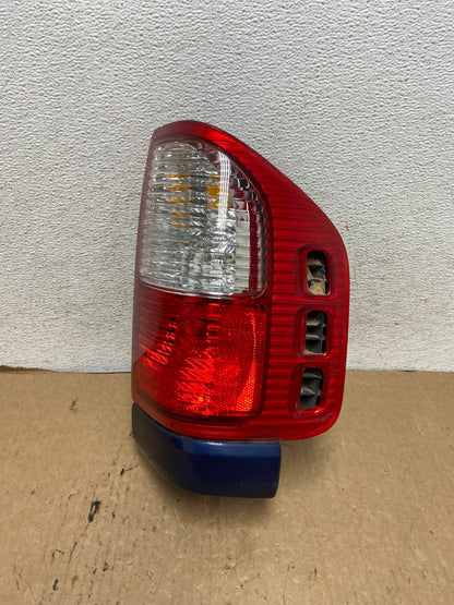 2000 to 2004 Isuzu Rodeo Right Passenger RH Side Tail Light AG21890