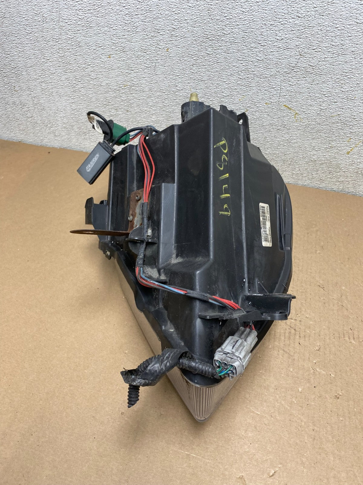 2010-2012 Nissan Sentra Halogen Left Driver LH Black Headlight P8149 DW10