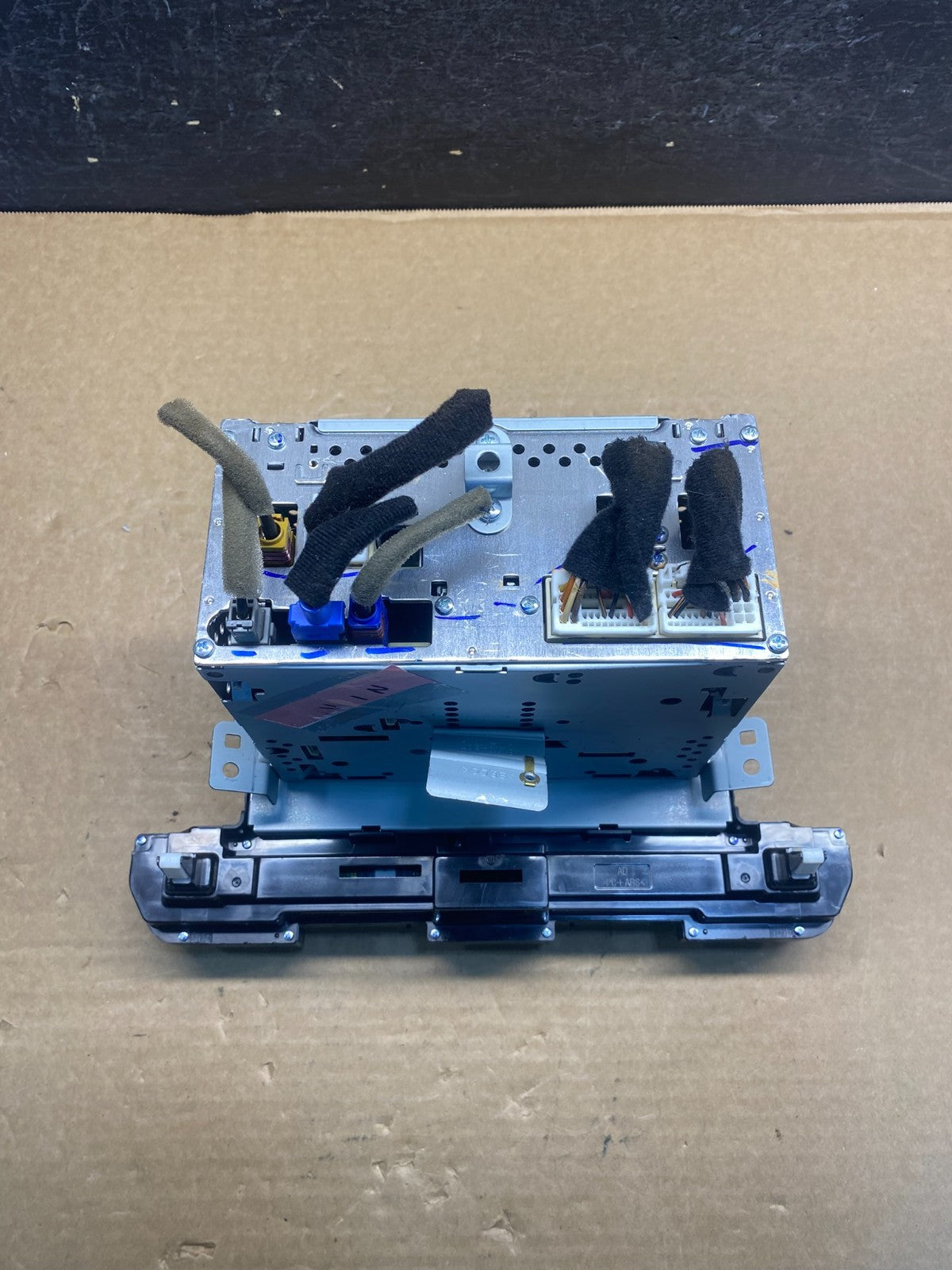 2017 to 2018 Hyundai Elantra Radio Clock Digital Player FM/AM AF6582 DG5