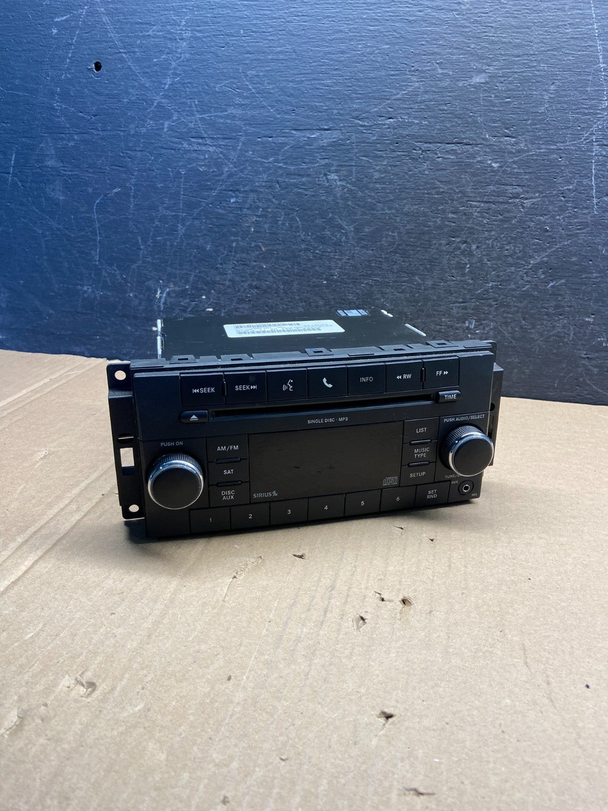 2007 2014 Jeep Dodge Chrysler Screen Display CD Player Satellite Radio AE2275 DG0
