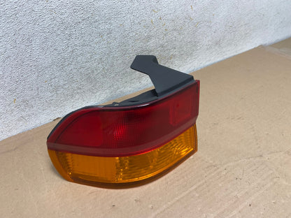 2002 2003 2004 Honda Odyssey Left Driver LH Side Tail Light AH9345 LK2