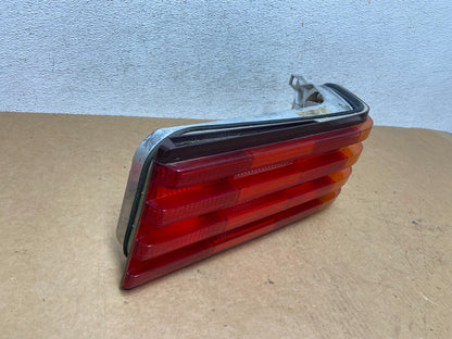 1990 - 2002 Mercedes R129 SL500 SL600 Rear Right Passenger Tail Light AE3073 DG2