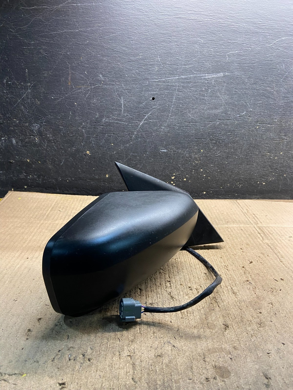 2004-2012 Mitsubishi Galant Right passenger  RH View Door Mirror OEM Z0490 MS1