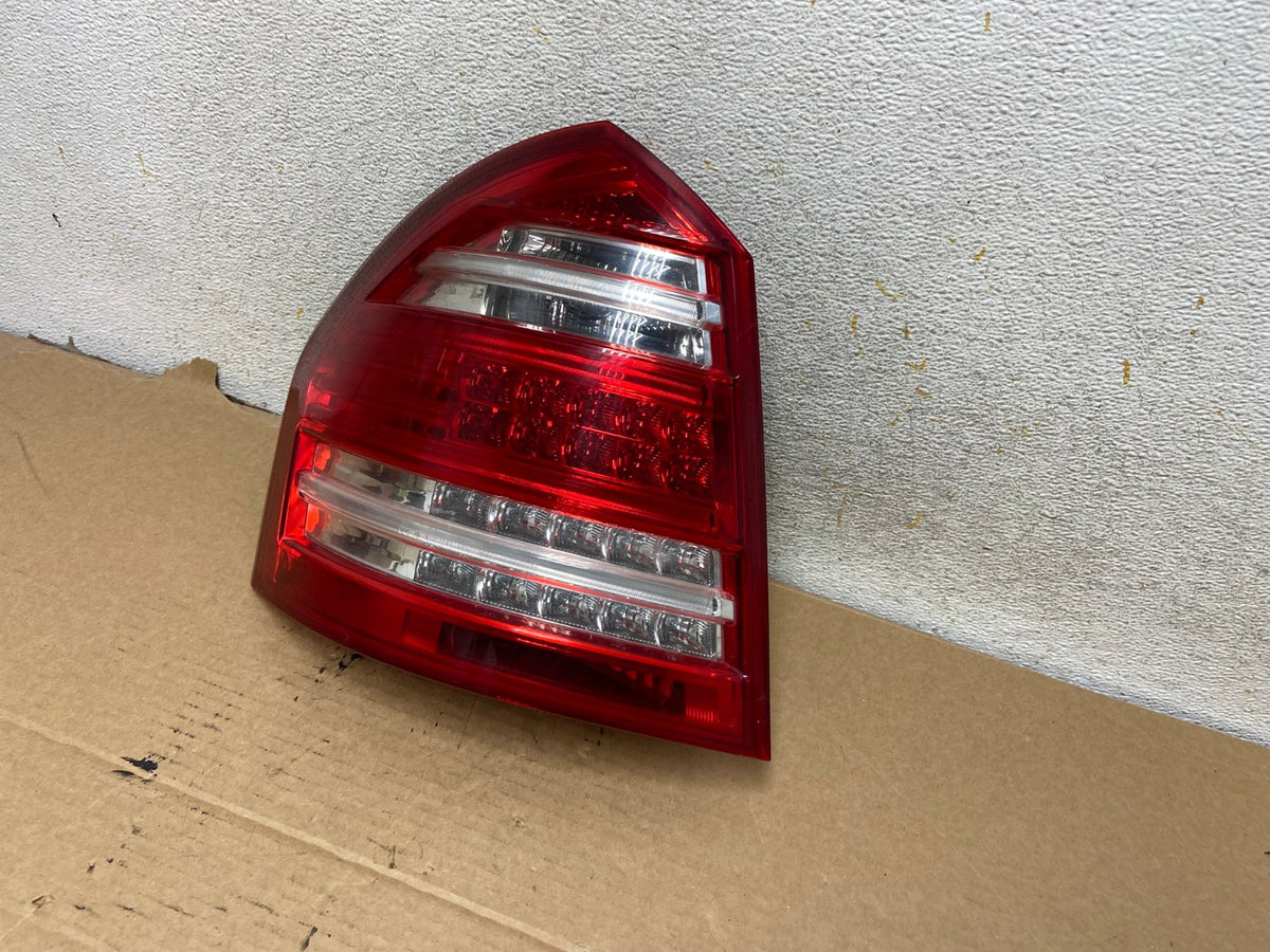 2010 2011 2012 Mercedes GL-Class GL450 Left Driver LED Tail Light AH7773 LK2