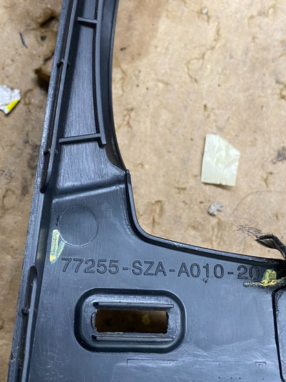 2009 - 2015 Honda Pilot Left Dash Vent Center Panel Bezel OEM Z7190 DG4