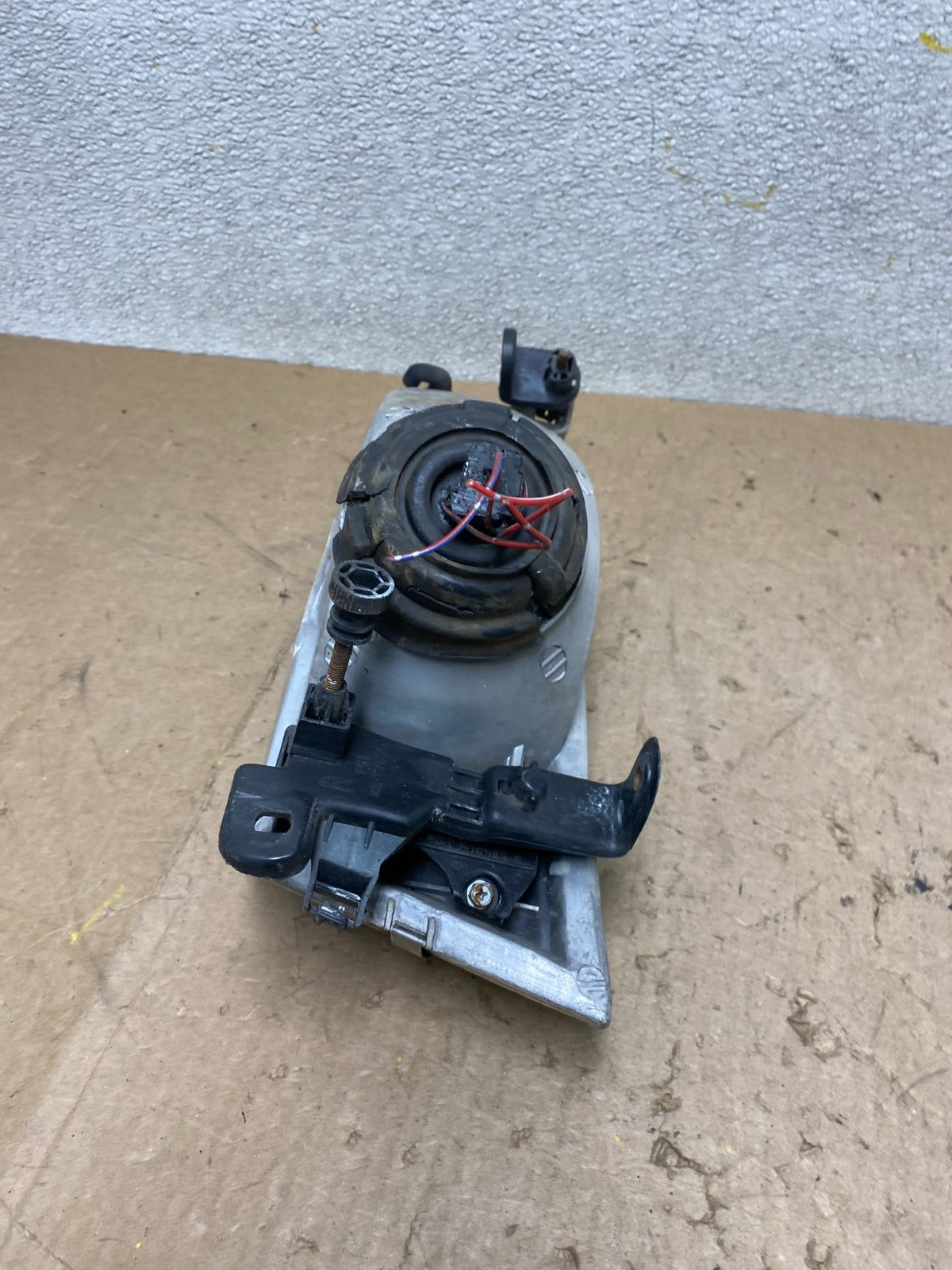 1997 1998 1999 Toyota Camry Right Passenger RH Halogen Headlight X2116 DW4