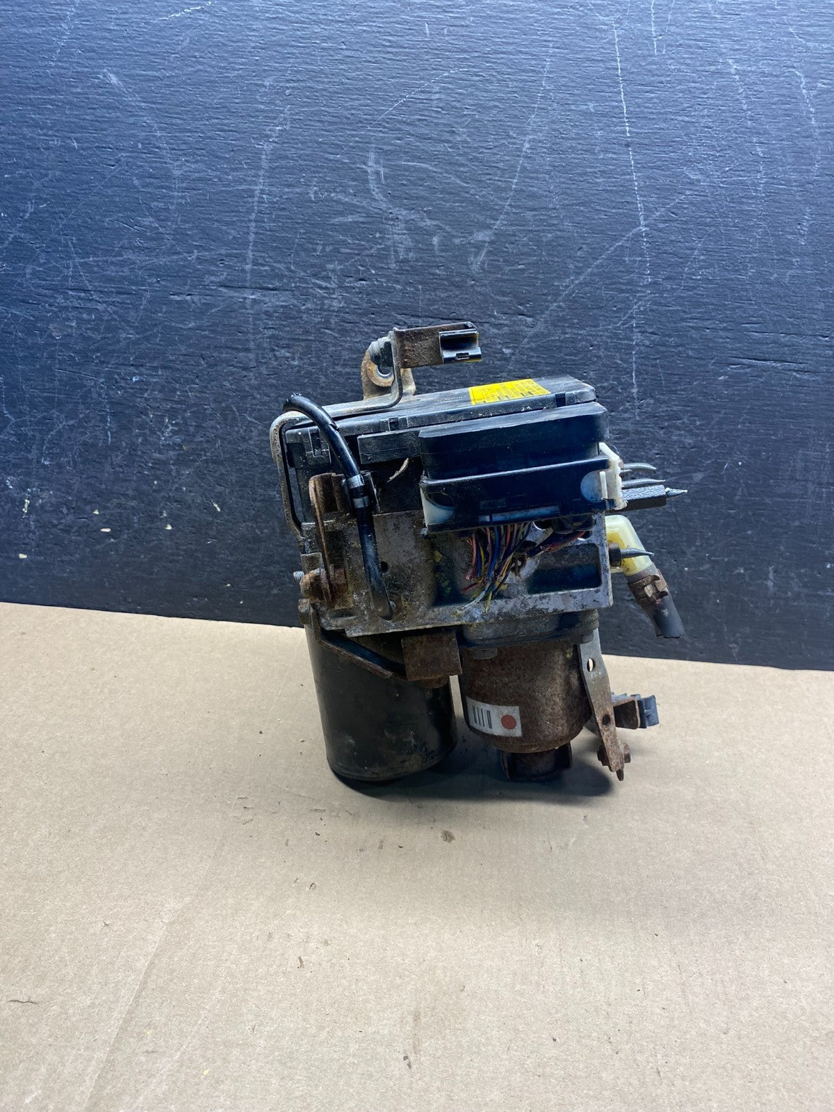 2004 - 2009 Toyota Prius ABS Brake Pump Anti Lock Module AG3885 DG4