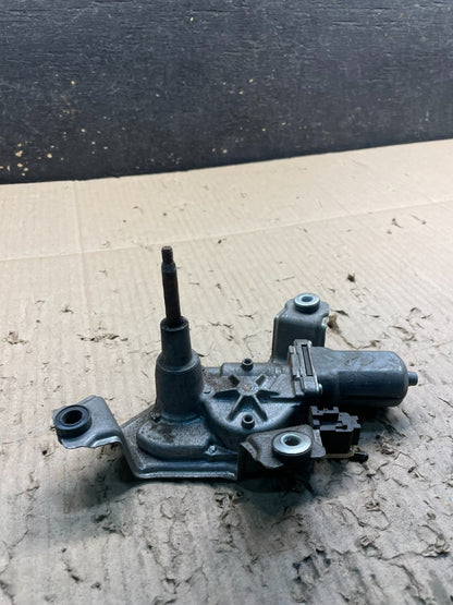 2014-2021 Dodge Durango  Tailgate Back Door Rear Wiper Motor Wiper x8744 DG1