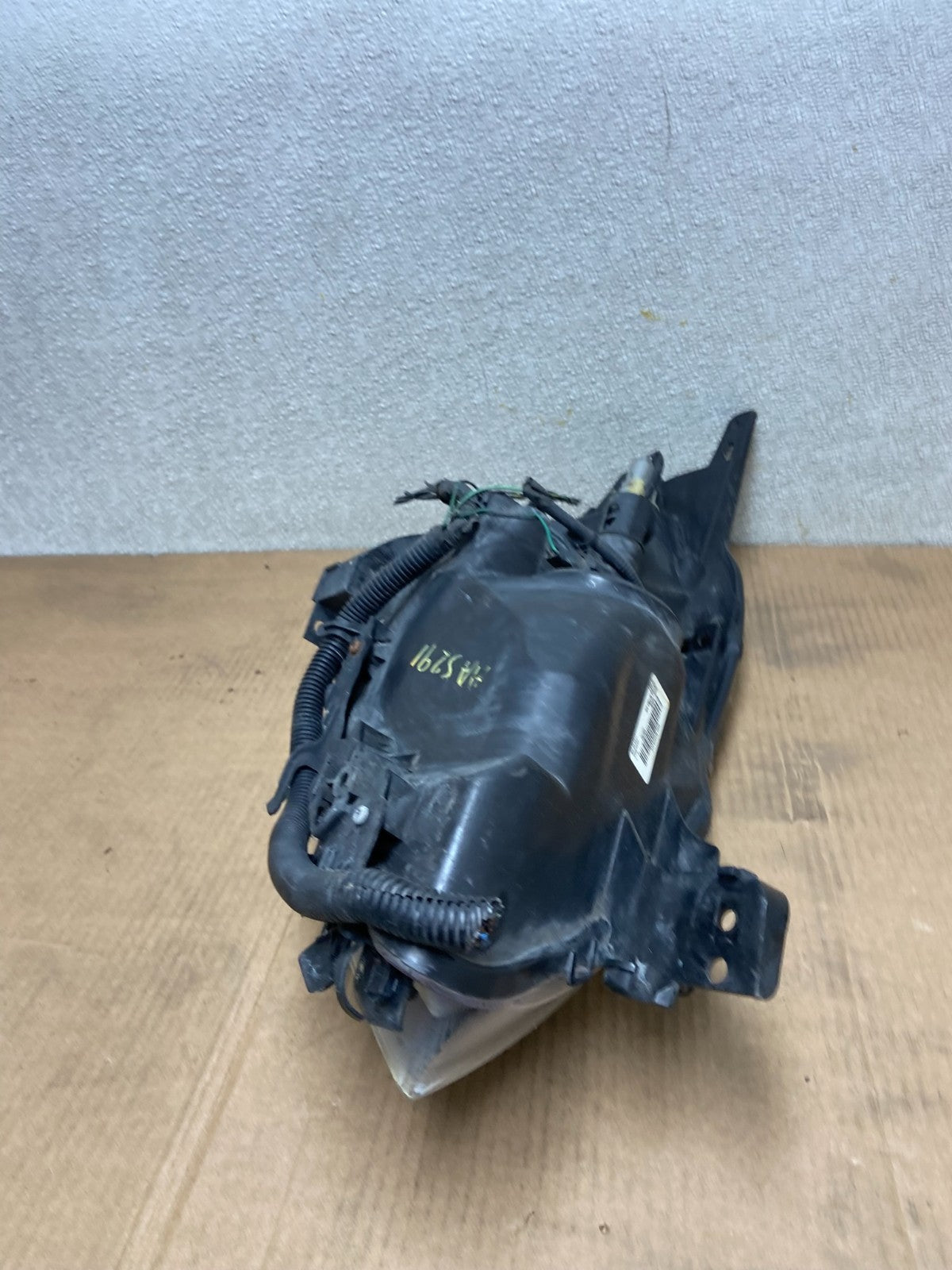 Sedan 2007 2008 2009 Nissan Altima Left Driver Headlight OEM AA5291 DW6