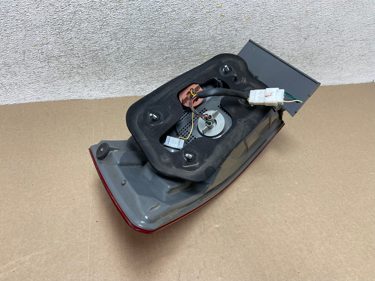 2009 to 2010 Hyundai Sonata Left Driver Lh Side Tail Light AH6647 LK4