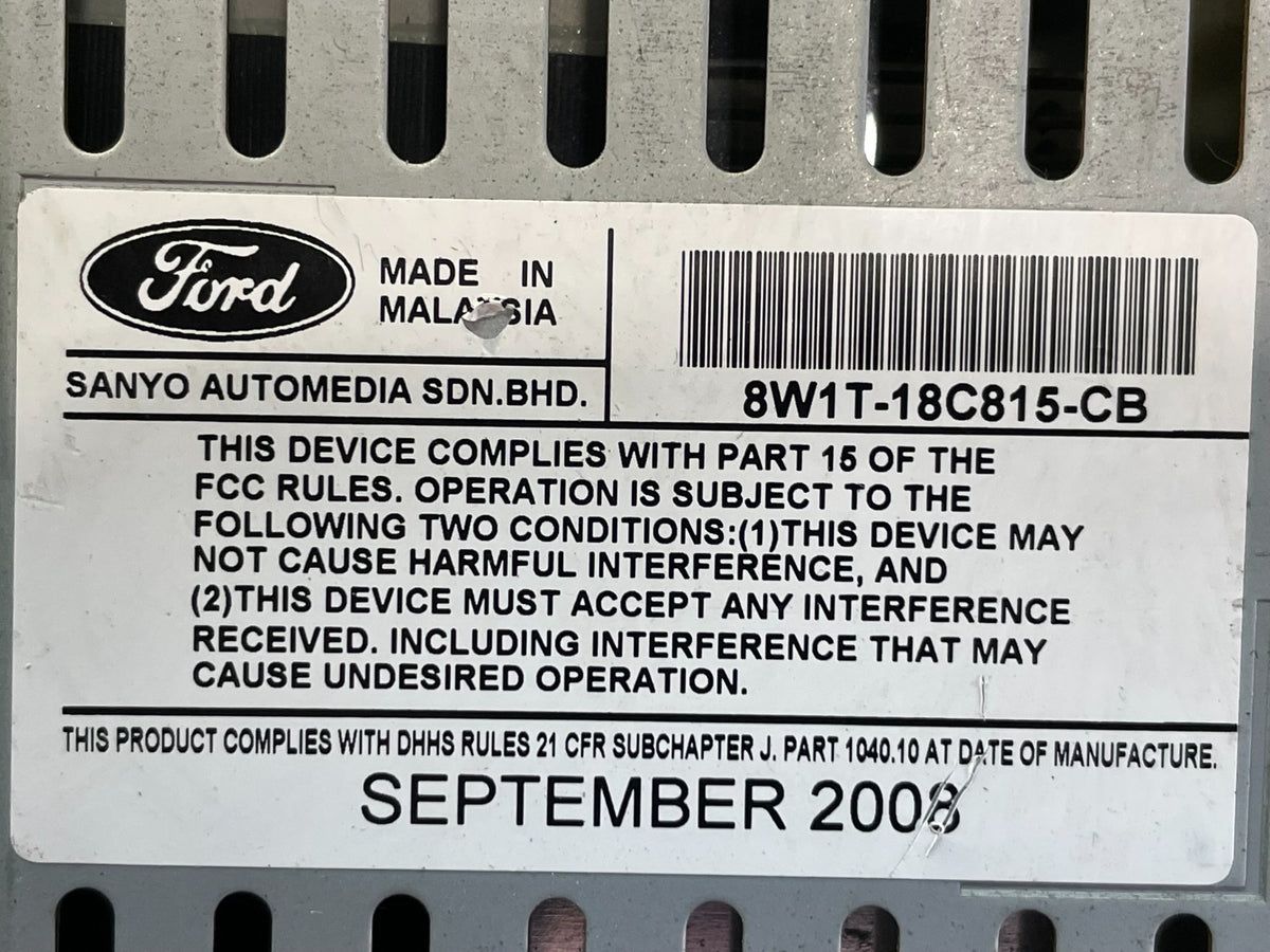 2003 - 2010 Lincoln Town Car AM/FM Radio CD Player ai0501 DG8