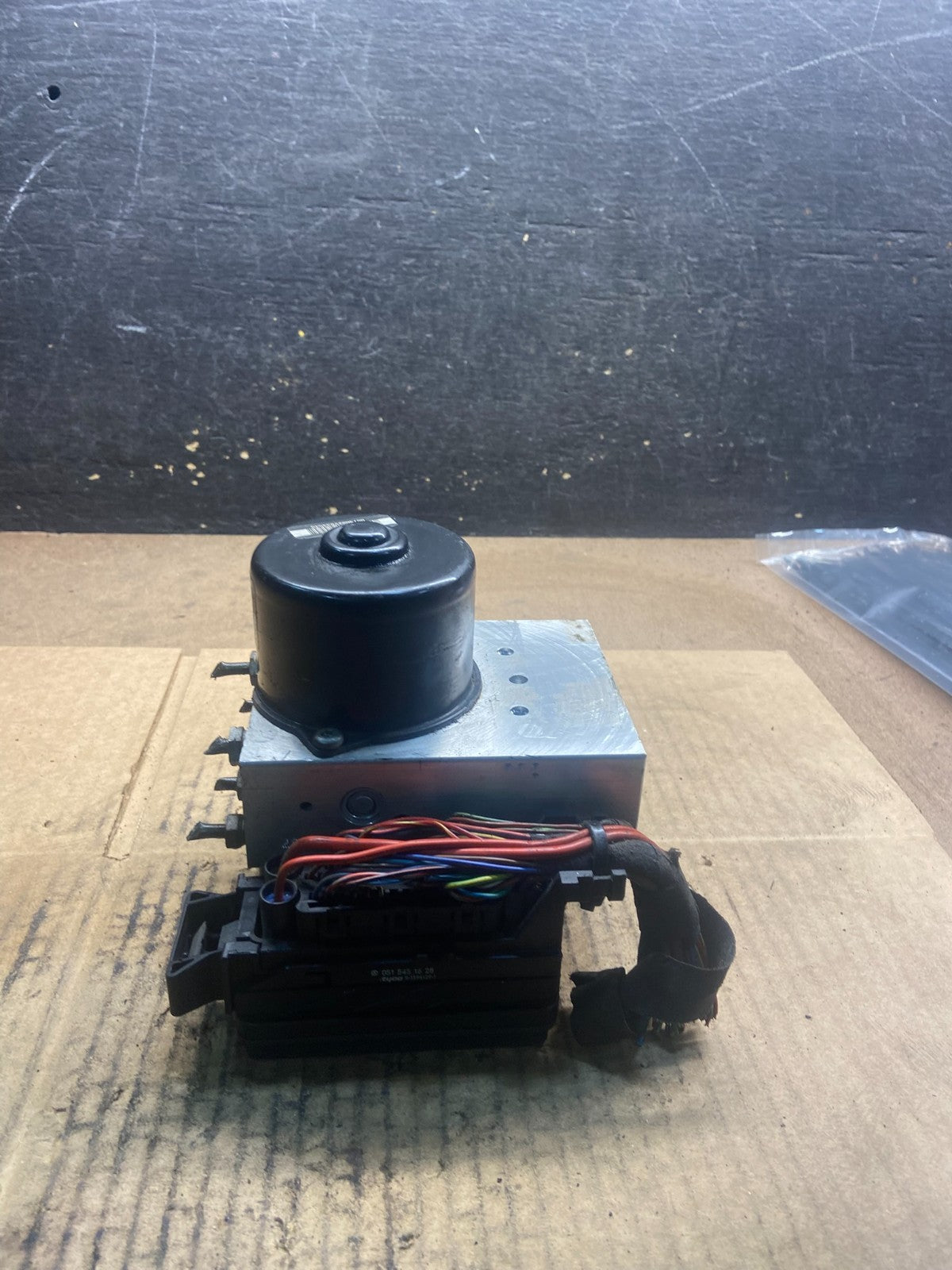 2002 to 2005 Mercedes CLK320 CLK500 ABS Anti Lock Brake Pump y4372 DG3