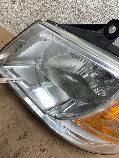 2008 to 2010 Dodge Caravan Left Driver Lh Halogen Headlight Y0322 DW3