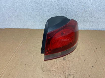 2010 to 2014 Volkswagen Golf & GTI Hatchback Right Side Tail Light AD3162 LK2