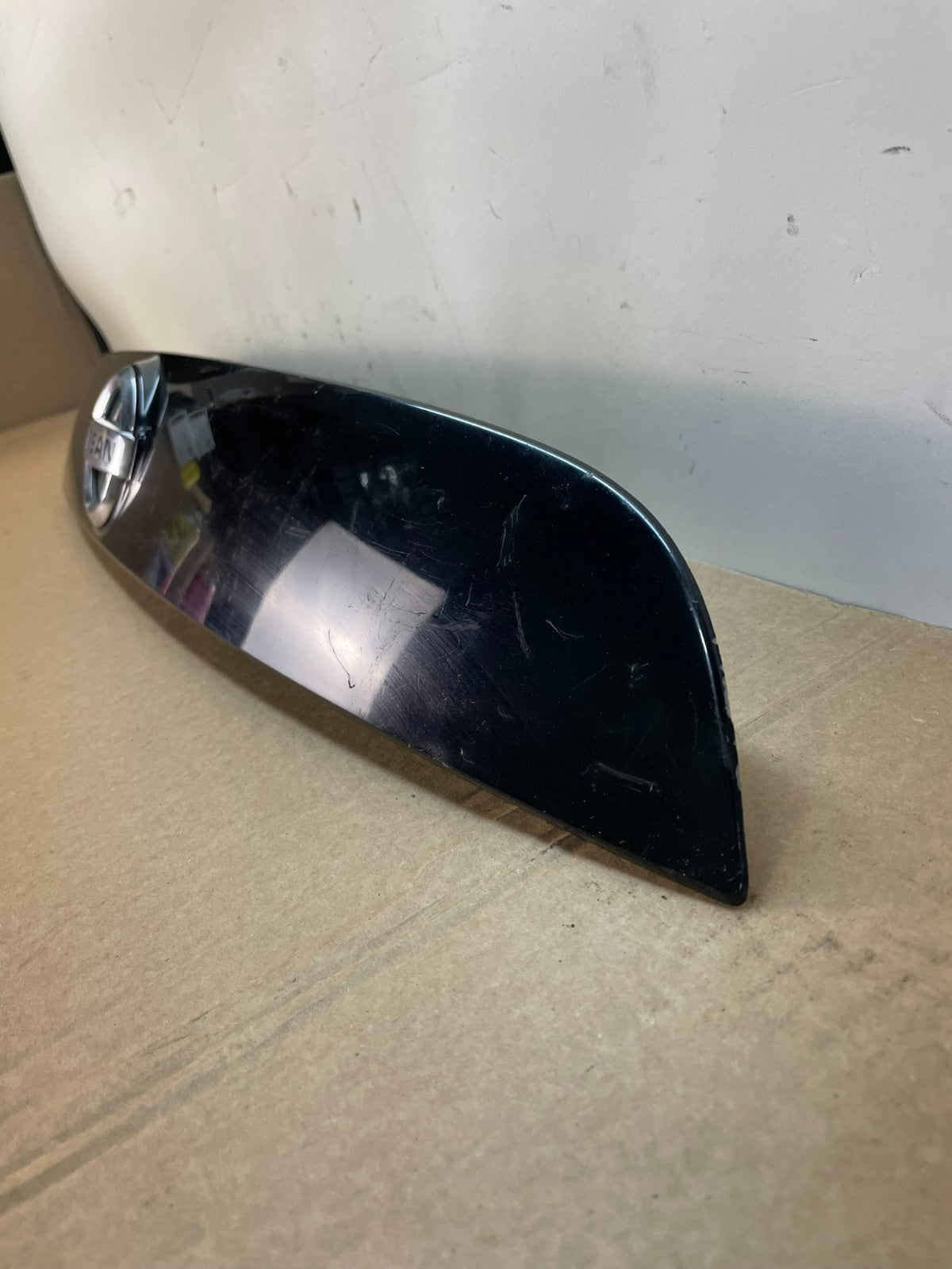2011-2014 Nissan Juke Rear Trunk Tailgate Liftgate Emblem Panel AG2809 MS1