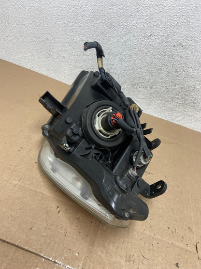 2008 to 2012 Nissan Pathfinder Halogen Headlight Right Passenger AE6021 DW6