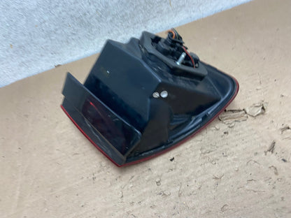 2008 2009 2010 Volkswagen Jetta Right Passenger RH Side Tail Light AI1135 LK5