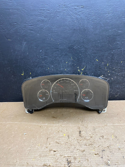 2008 to 2010 Chevrolet Express Speedometer Cluster Gauge x1398 DG0