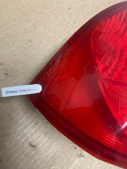 2001-2003 Sedan Hyundai Elantra Left Driver Lh Side Tail Light AG2350 LK4