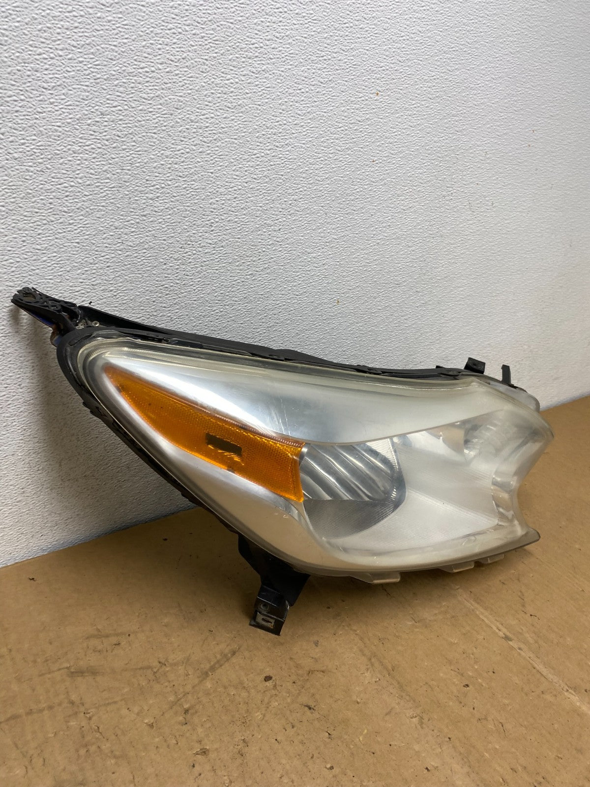 2014 2015 2016 Nissan Versa Note Right Passenger RH Side Headlight AC8659 DW2