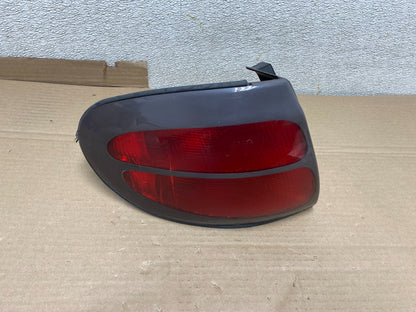 1998 - 1999 Ford Taurus Wagon Sedan Left Driver Side Tail Light U0708 DW0
