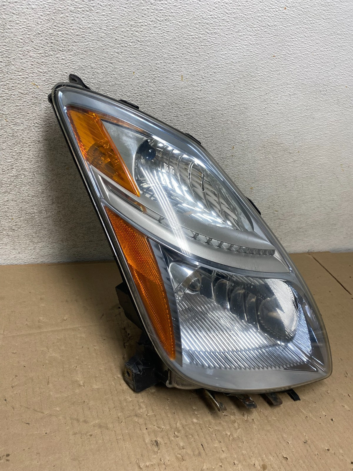 2006-2009 Toyota Prius Right Passenger Rh Side Headlight Xenon HID AI2271 DW2