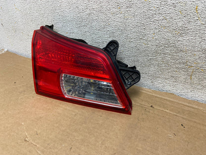 2010-2014 Subaru Outback Left Driver Lh Side Inner Tail Light AH8349 LK2