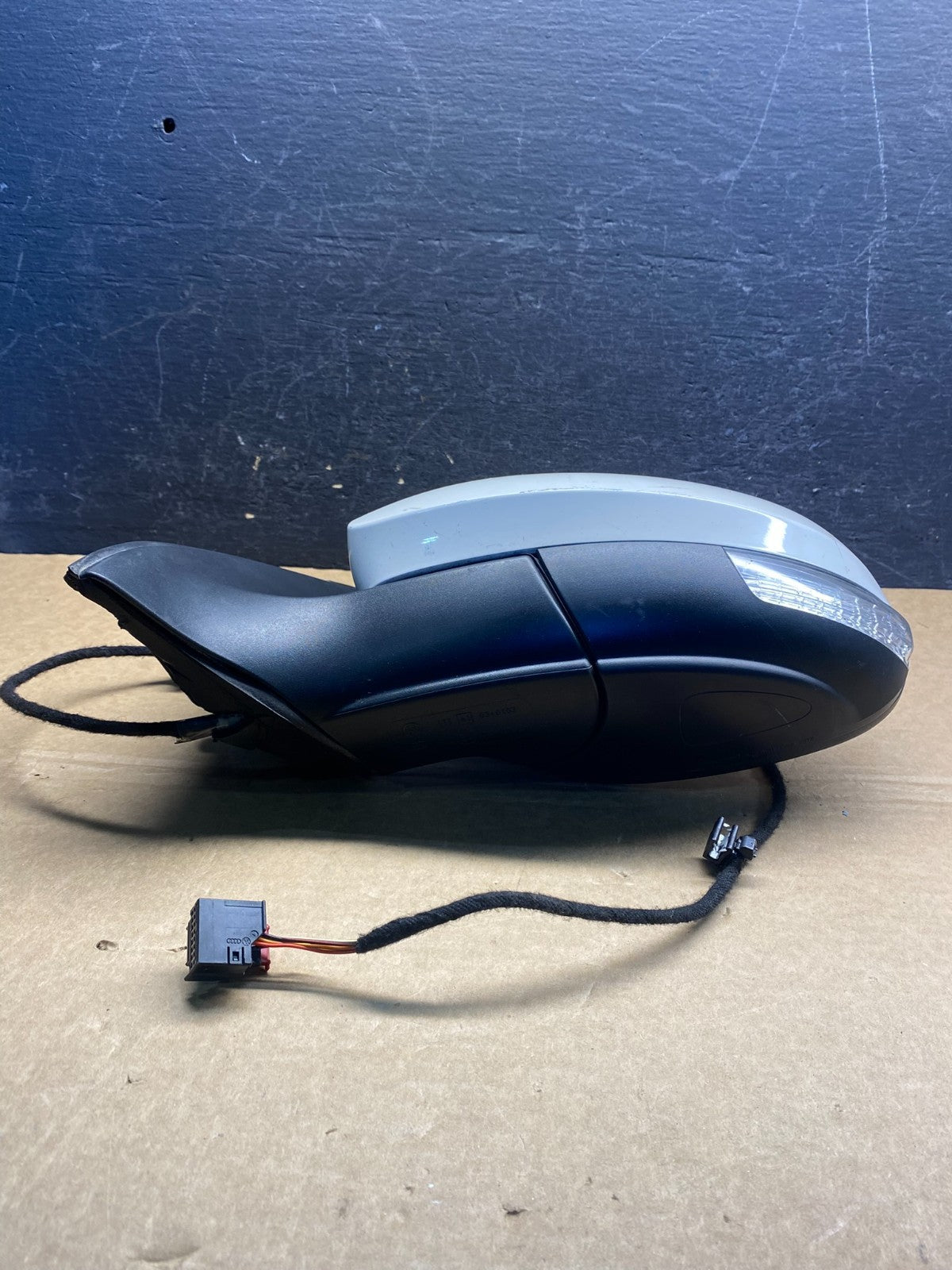 2009 to 2018 Volkswagen Tiguan Left Driver LH View Door Mirror af7873 DG3