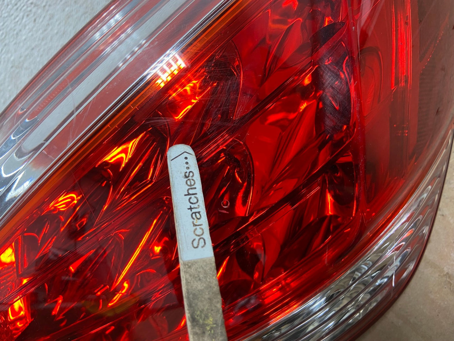 2011 - 2014 Nissan Murano Right Passenger Side RH Tail Light AE9142 LK3