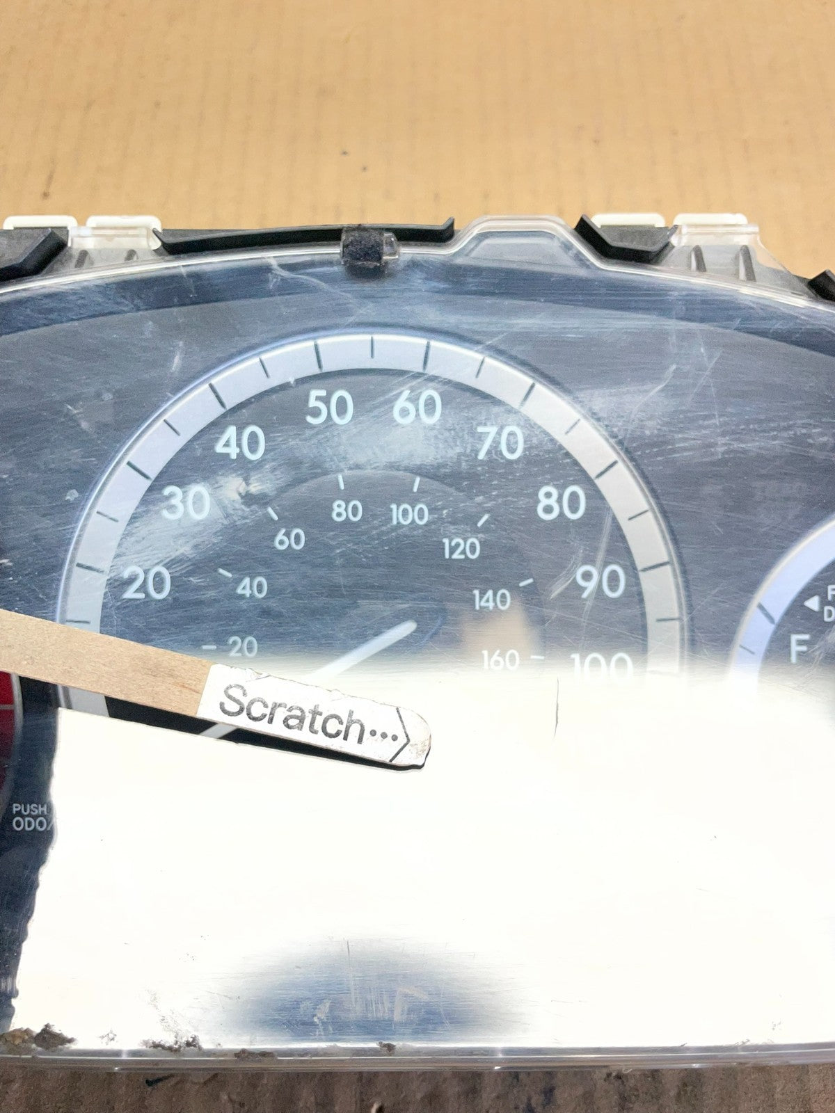 2006  Toyota Sienna Speedometer Cluster Gauge AA9288 DG2