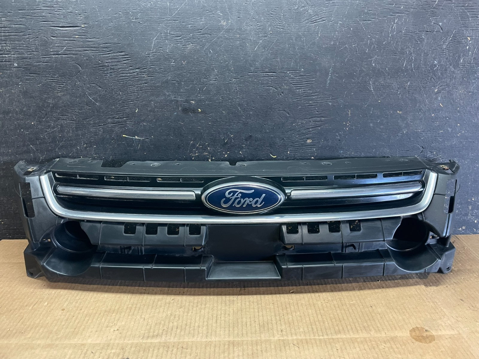 2013 to 2016 Ford Escape Front Upper Grill Grille Mount Panel Oem aa9175 DG0