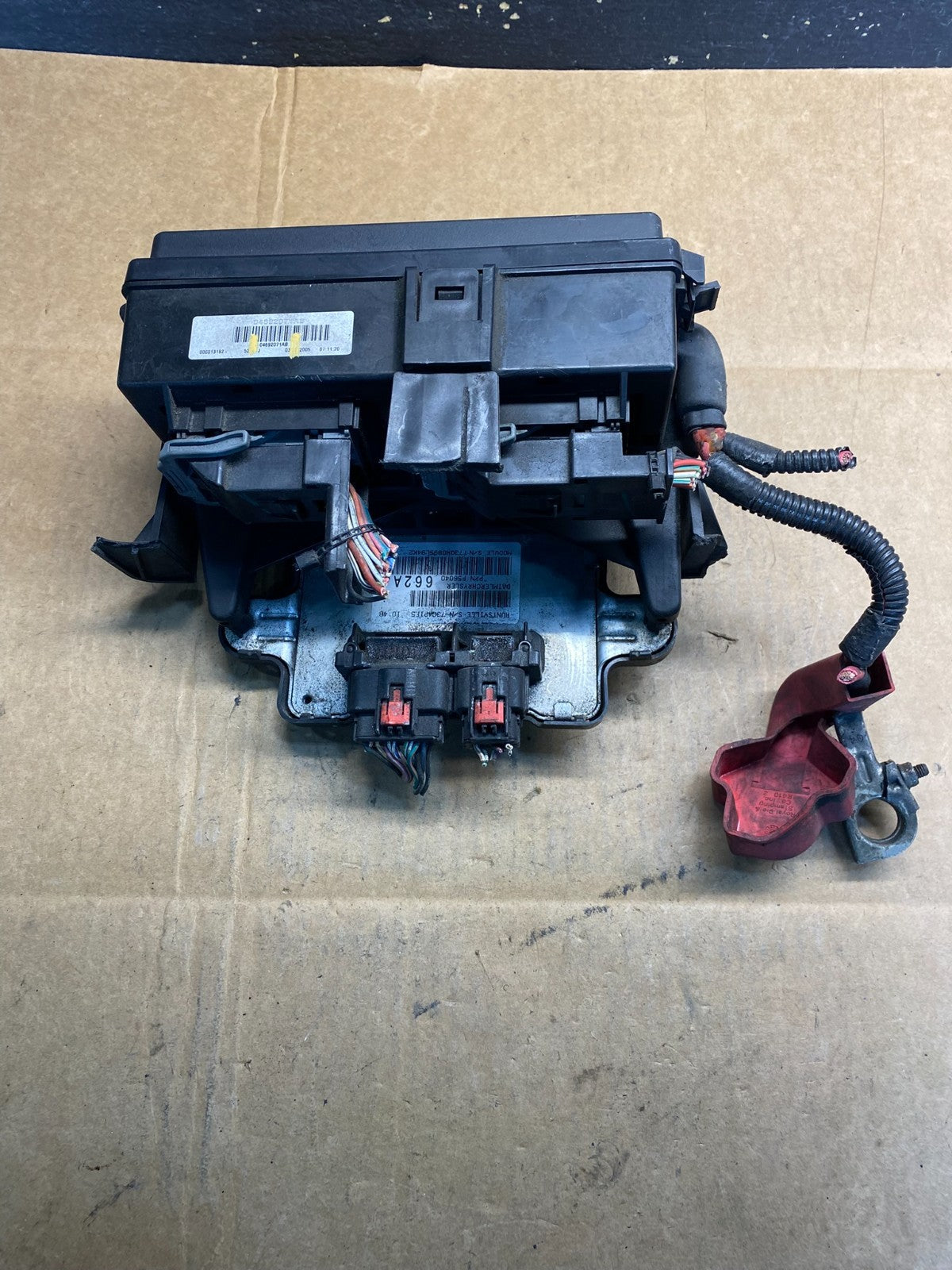 2005 Jeep Grand Cherokee Integrated Power Fuse Box Relay 04692071AB AB3739 DG1