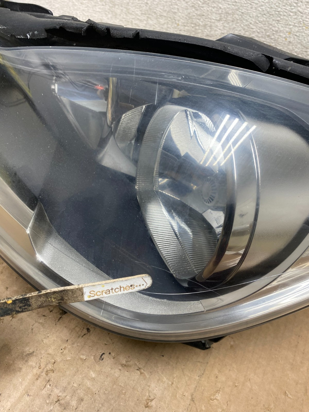 2012 to 2015 Mercedes Benz C250 Coupe Left Driver LH Side Headlight AI9066 DW3