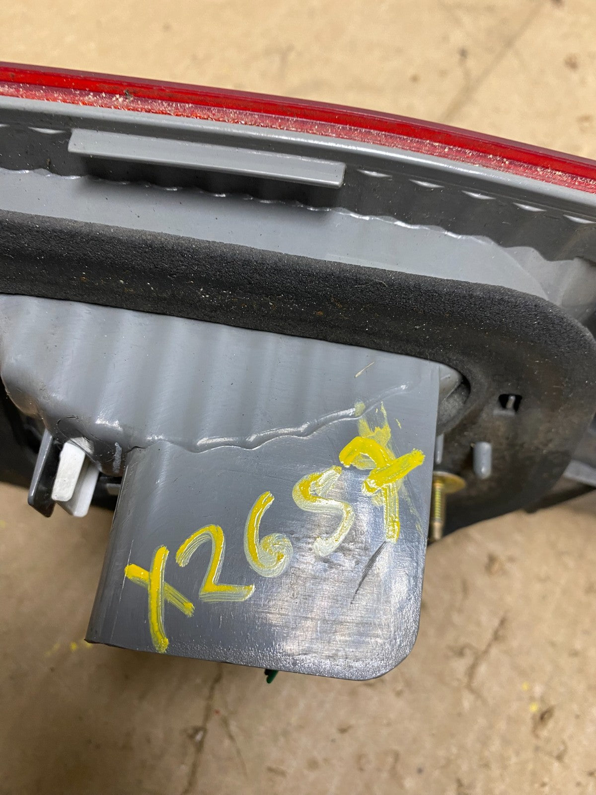2005 Honda Accord Left Side Driver Lh Inner Trunk Lid Tail Light OEM X2657 DW8