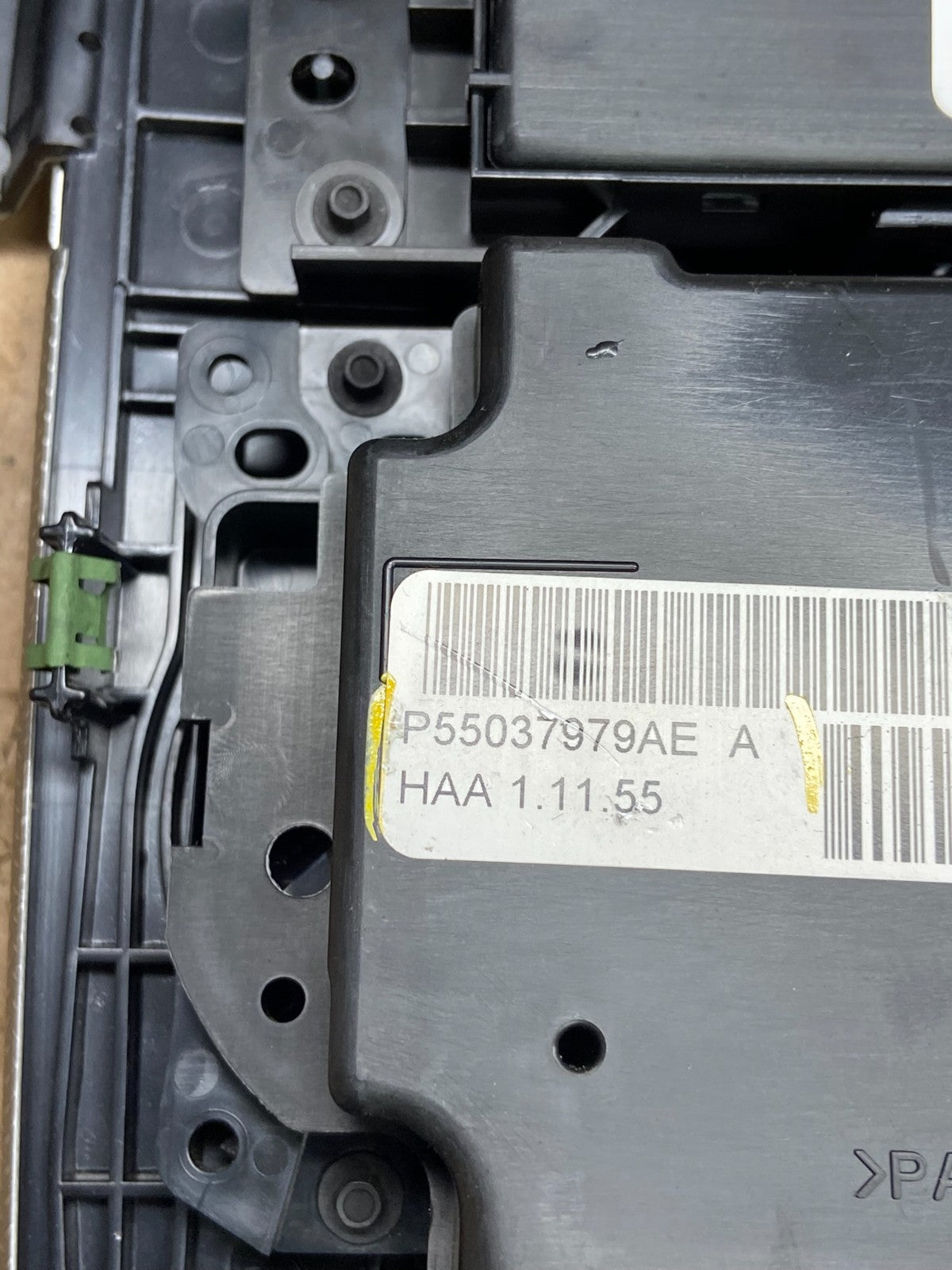 2008 2009 2010 Jeep Grand Cherokee A/C Climate Control Bezel T8437 DG5