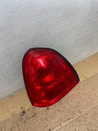 2003 to 2011 Lincoln Town Car Left Driver Lh Side Tail Light OEM AB3352 LK2