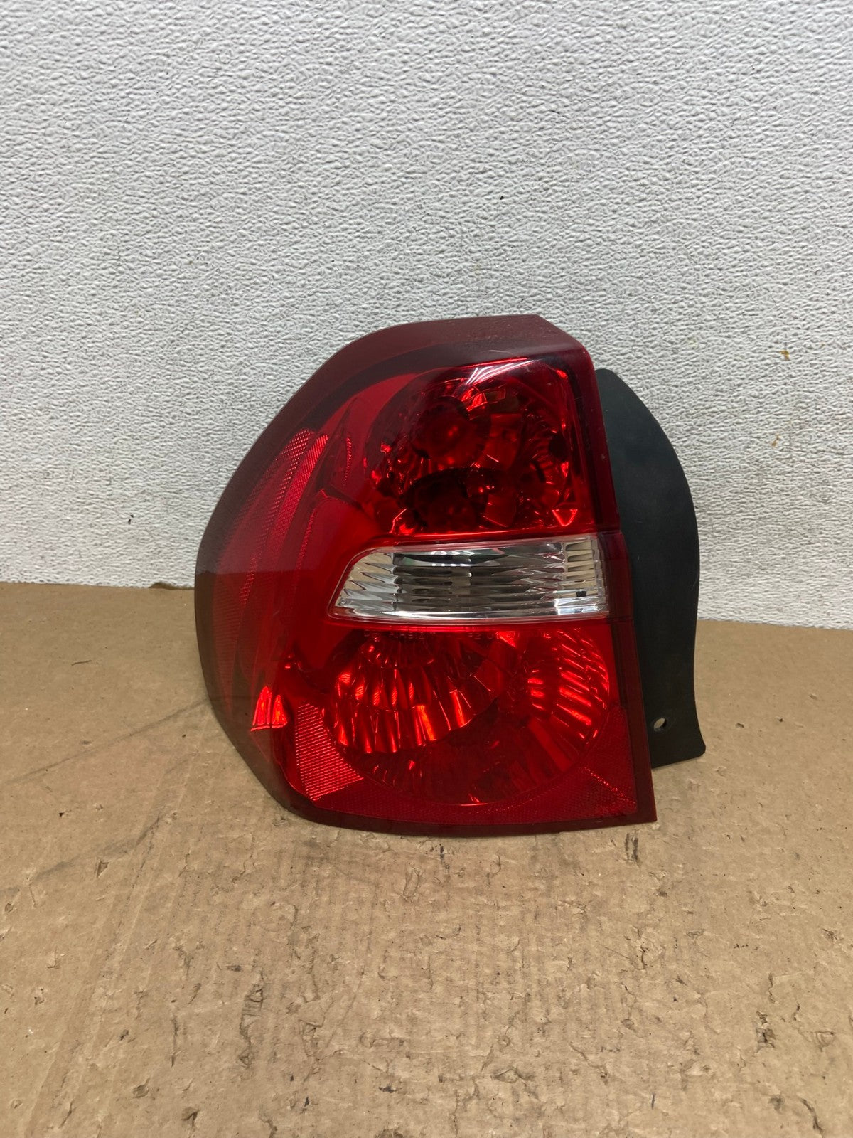 2004 to 2008 Chevrolet Malibu Left Driver Lh Side Tail Light AG1254 LK0