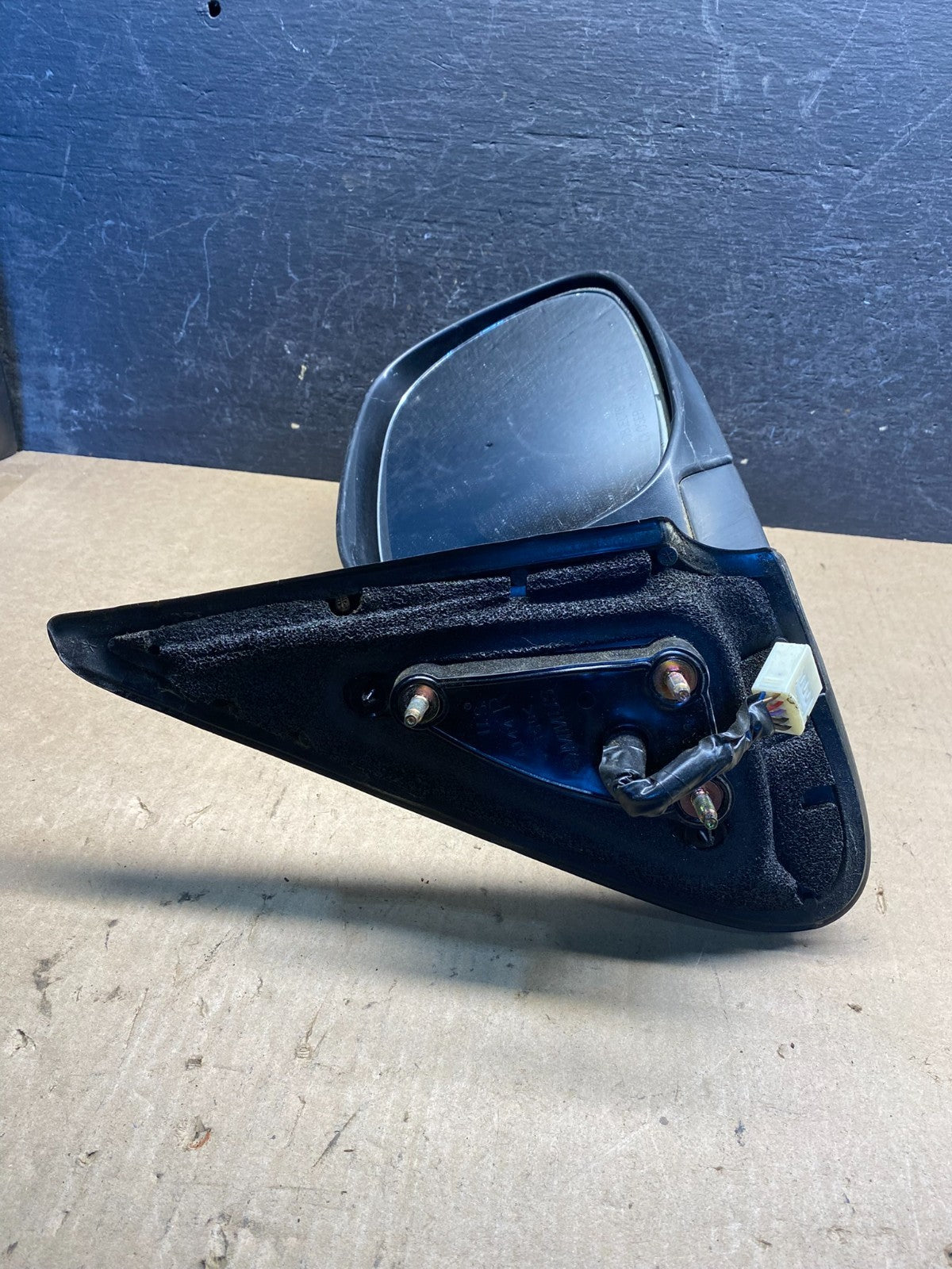 2001 to 2006 Toyota Sequoia Right Passenger RH View Door Mirror AG3456 MS4