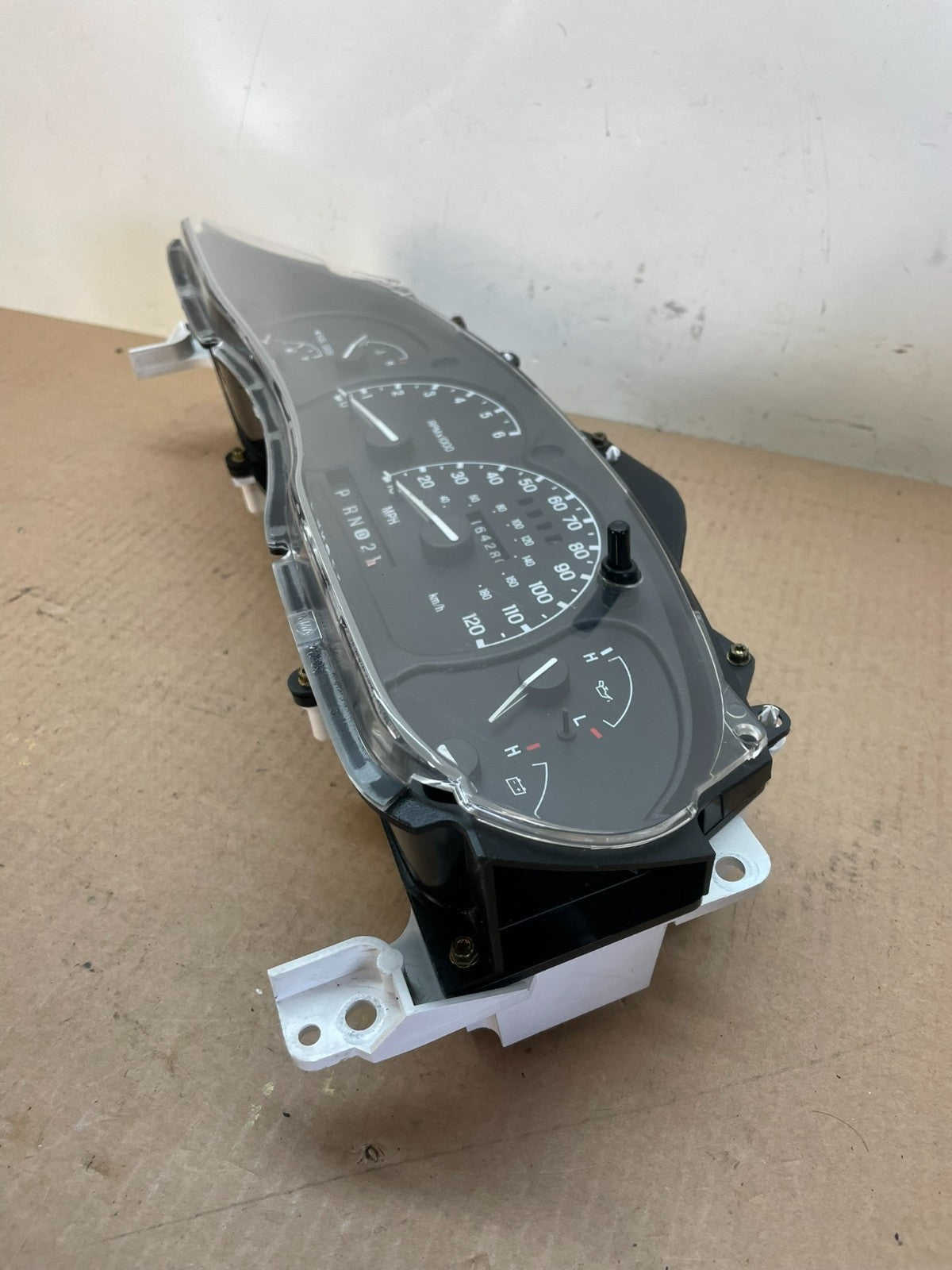 2001 2002 2003 Ford Explorer Speedometer Cluster Gauge AI8521 DG2