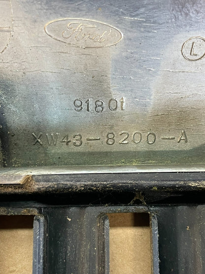 2000 to 2002 Lincoln LS Front Hood Bumper Grill Grille W/Emblem AE0808 DG6
