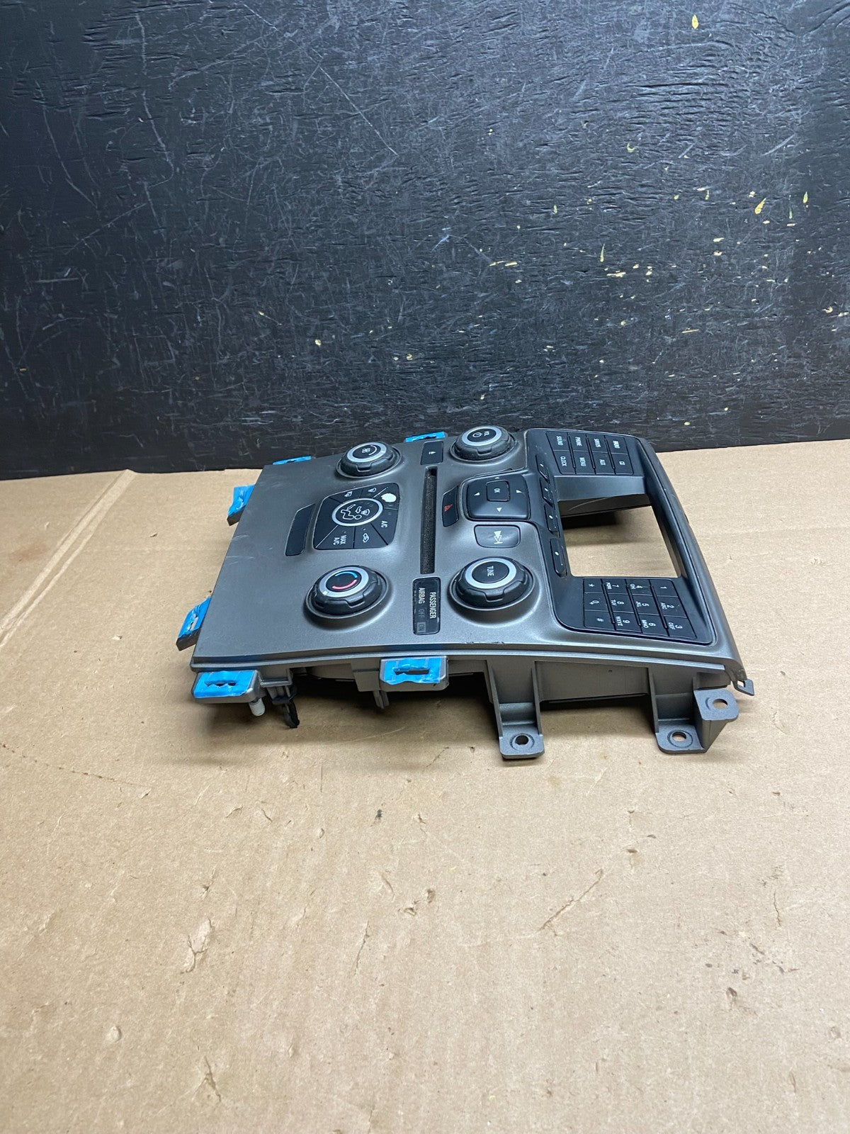 2011-2014 Ford Edge Heater Climate Control Radio CD Control Dash Bezel AI6344 DG2