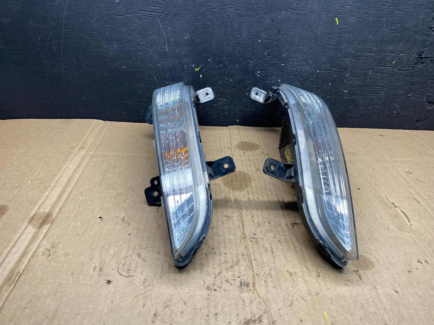 2009-2012 Chevrolet Traverse Left+Right Set Park Turn Signal Light O9989 DG2