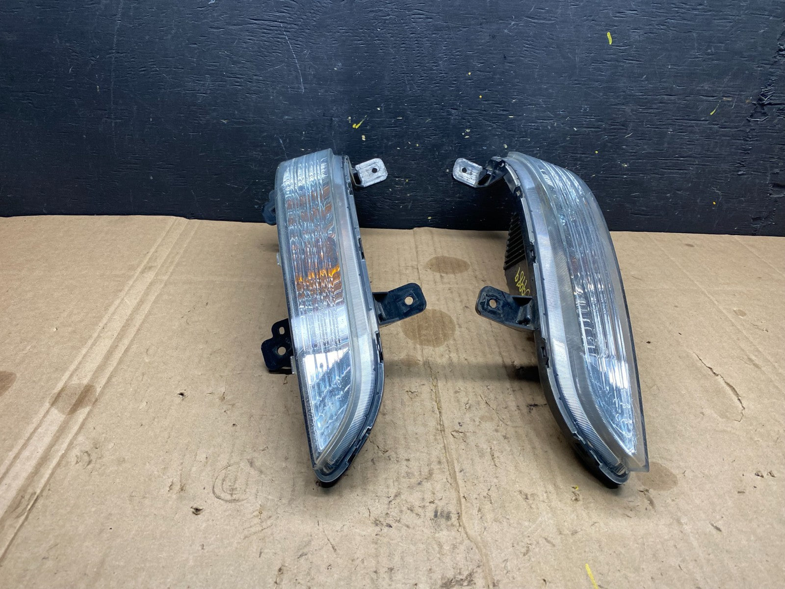 2009-2012 Chevrolet Traverse Left+Right Set Park Turn Signal Light O9989 DG2