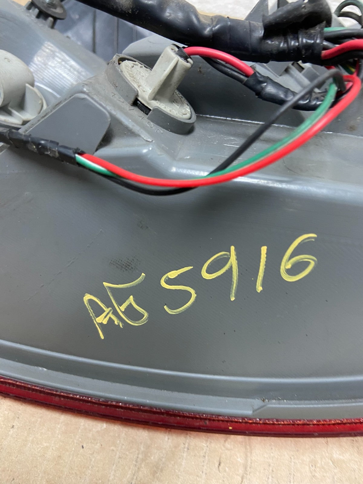 2009 2010 2011 Nissan Maxima Left Driver Lh Side Tail light AG5916 DW8