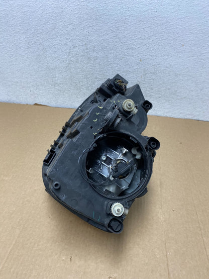 2011 to 2014 Volkswagen Jetta Right Passenger RH Headlight Halogen AG1981 DW11