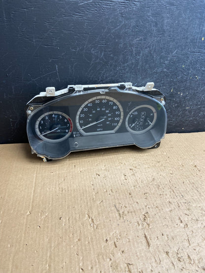 2004 2005 Toyota Sienna Speedometer Cluster Gauge AE4306 DW0